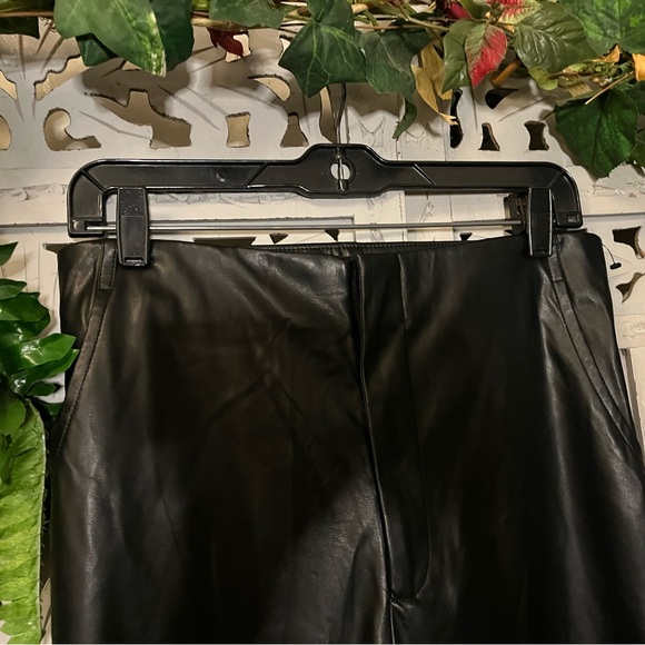 NIA COQUETTISH PREMIUM FAUX QUALITY BLACK LEATHER WIDE LEG FANCY PANTS - Picture 3 of 10